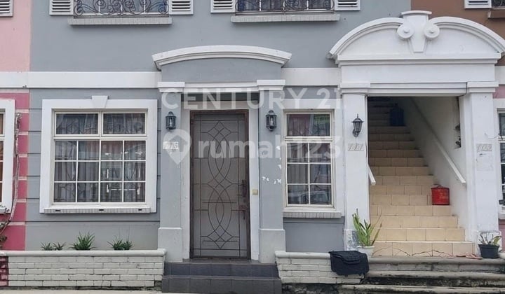 Jual Rumah Town House Taman Paris Karawaci