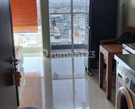 Disewakan Apartemen Green Sedayu Studio Luas Bangunan 28 m2 Furnish Jakarta Barat