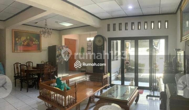Rumah Bagus Semi Furnished SHM 281m² Pancoran 10.23
