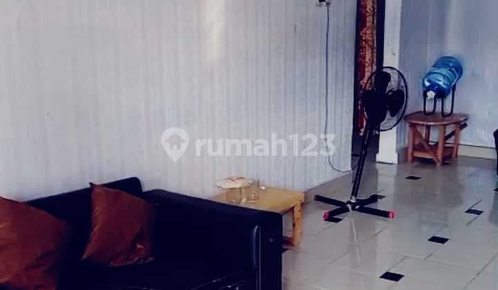 For Rent: Pinang Griya House, Tangerang, North Jakarta, 4 Bedrooms, Bathroom/Kitchen.