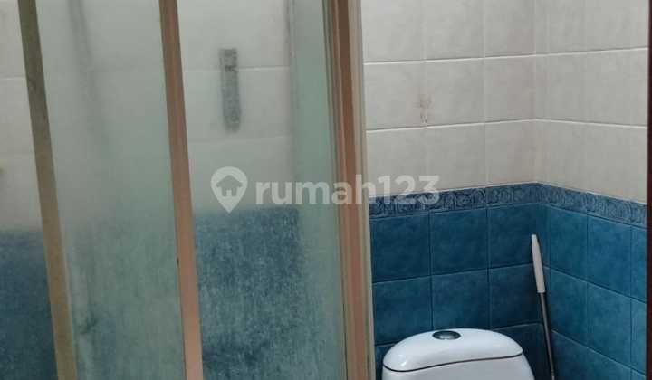 For Sale : Rumah di Komplek Pondok Kelapa, Jaktim, Lt300m2//Lala
