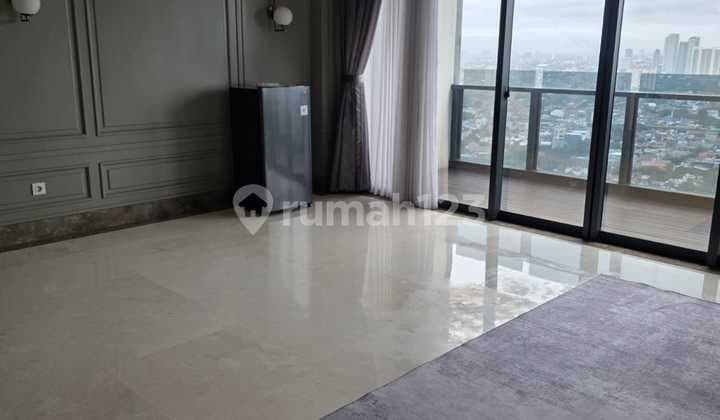 For Sale Apartment District 8 2 BR Area 150 M2 Floor 33 // 02.26