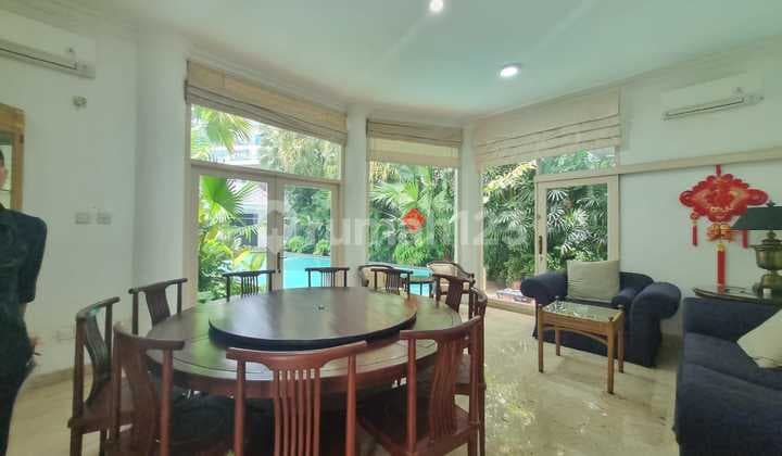 For Rent Nice House Ready to Occupy in Mega Kuningan KT 3 09.25