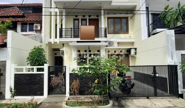 Rumah Bagus Semi Furnished SHM Pondok Kelapa, Jakarta Timur 2,9M 09.25