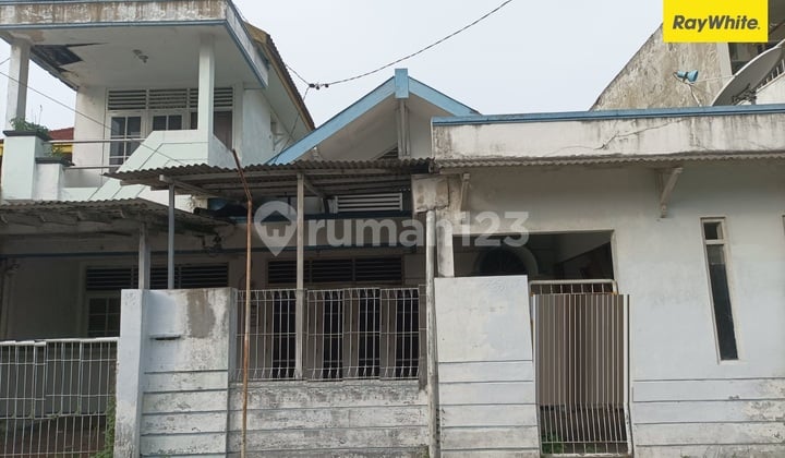 Dijual Rumah 2 lantai di Pondok Jati Buduran Sidoarjo Dijual Rumah 2 lantai di Pondok Jati Buduran Sidoarjo