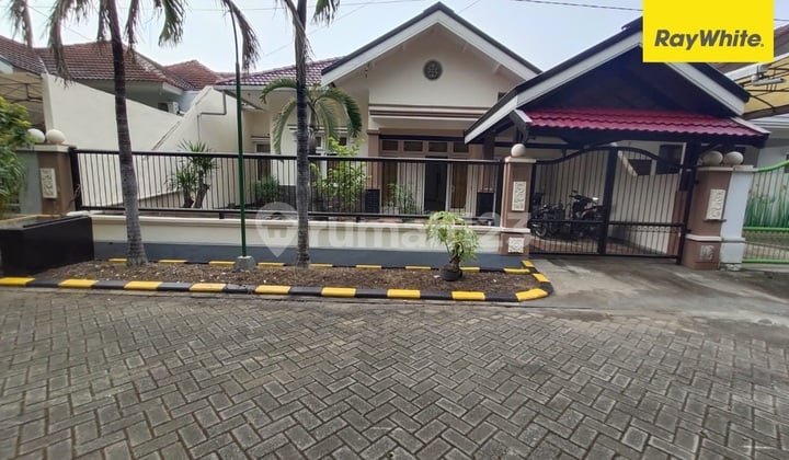 Dijual Rumah di Rungkut Mapan Selatan Surabaya Dijual Rumah di Rungkut Mapan Selatan Surabaya