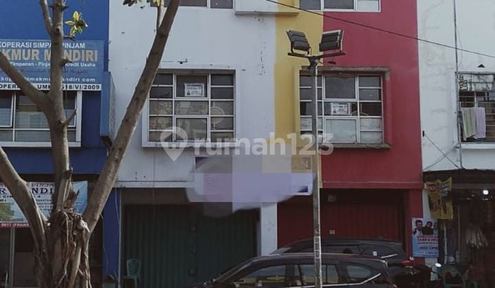 Ruko Sentra Niaga Square Jababeka dekat dengan sekolah Al Azhar dan presiden University