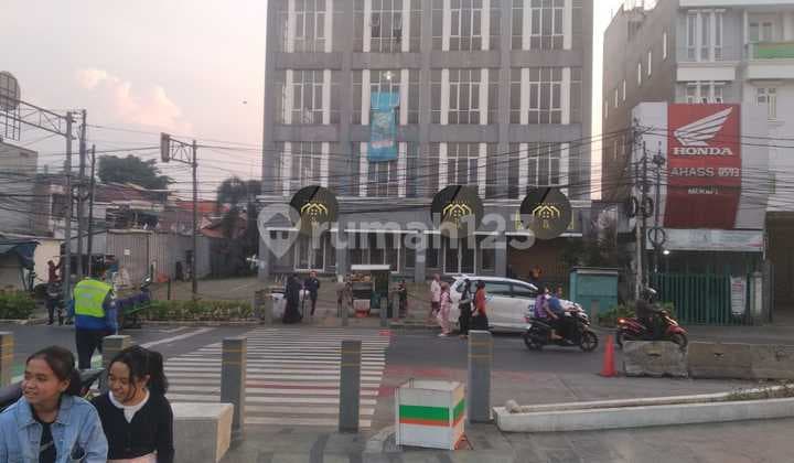 Ruko Bagus 4 Lantai Bagus 256 m² Di Matraman 09.23