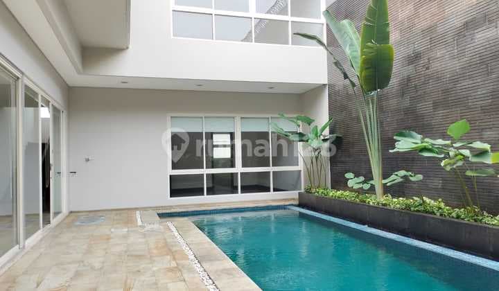 Rent House Pd Indah Lt 350m² Lb 400m² 4 Br 4 Bath Shm 08.24