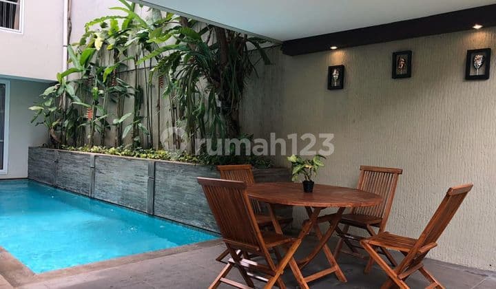Rumah Kontrakan 2 Lantai Bagus Furnished SHM di Senopati, Jakarta Selatan. 12.24