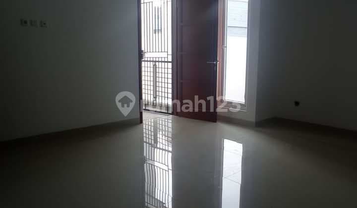 Di Sewakan Rumah Cantik Di Cipete Strategis 4KT/3KM/LT209/11.25
