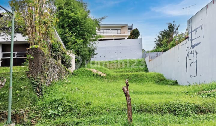 Tanah Dijual Dago Resor Pakar Bandung Lingkungan Rapi Luas 458m2