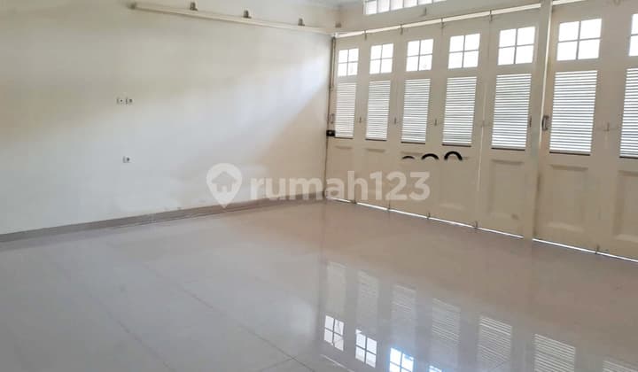 Disewakan Ruang Usaha Ruko Dekat Kampus di Sarijadi Ciwaruga