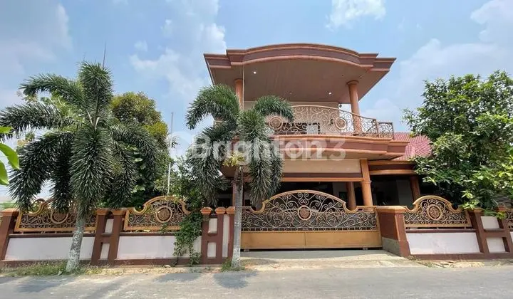 Rumah mewah di Untung Suropati Bandar Lampung