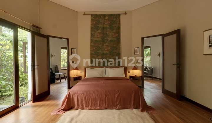 Spasius Villa With Rooftop In Puri Gading, Jimbaran,Shm