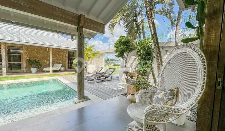 4 Bedrooms Villa For Yearly Rent Seminyak,Kerobokan, Umalas Area