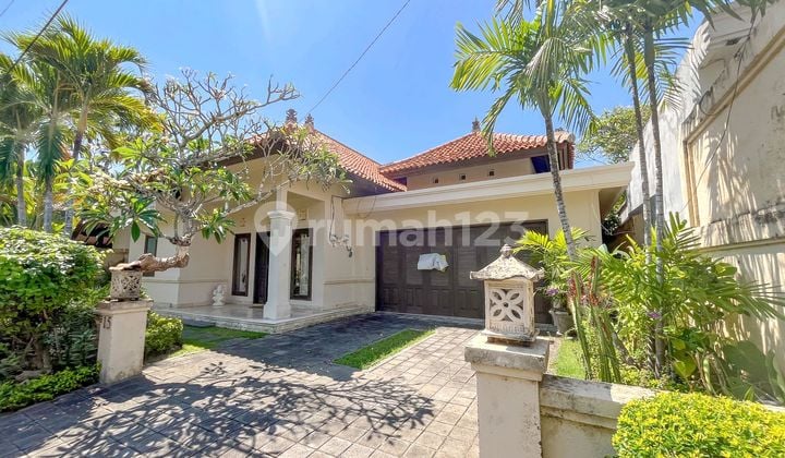 4+1 Bedroom Villa, Mumbul, Nusa Dua For Sale
