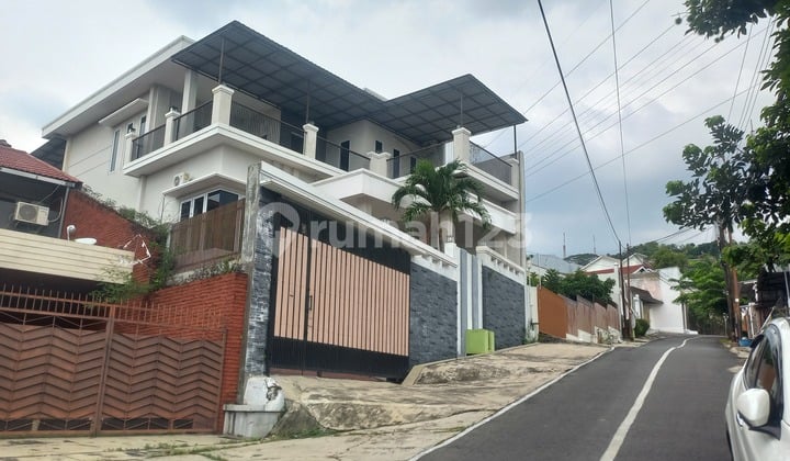 Rumah Megah Ada Kolam Renang Di Gombel Permai Raya Dekat Candi Golf Dan Akses Pintu Toll