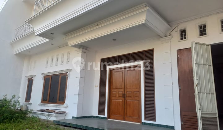 Rumah Megah di Sri Rejeki Raya Semarang Barat