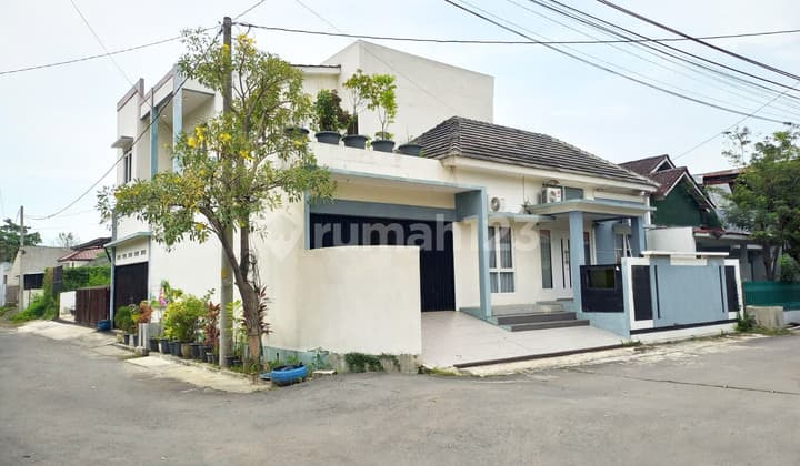 Rumah Townhouse Siap Huni di Cakrawala Semarang Barat