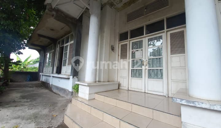 Rumah Lebar Hitung Tanah di Jangli Tembalang Semarang