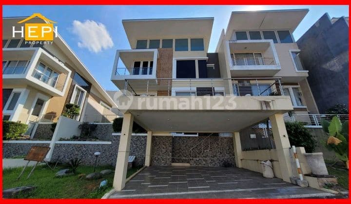 Rumah Mewah Ada View Kota Furnished di Bukit Wahid Semarang