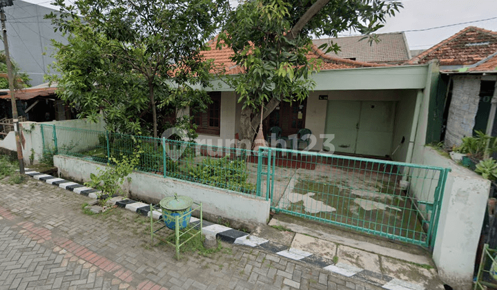 Dijual Rumah Hitung Tanah di Krobokan Semarang Barat