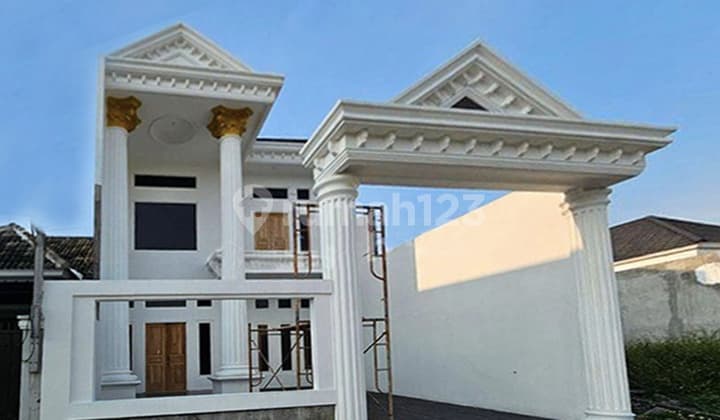 Affordable New 2-Story American Classic House Woltermonginsidi