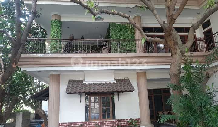 Rumah Mewah di Kompleks Puri Anjasmoro Semarang Barat