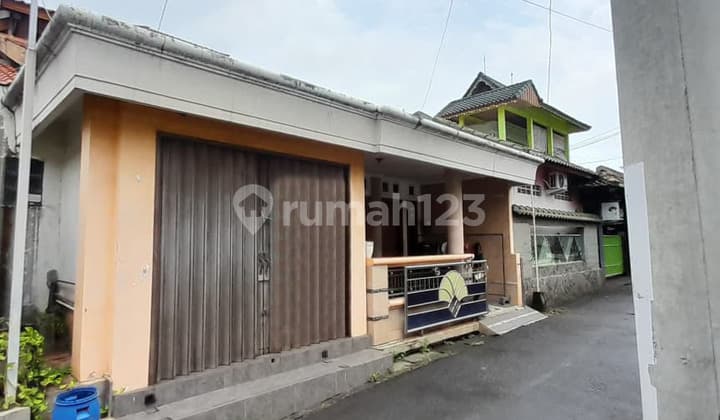 Rumah Tengah Kota di Karang Rejo Gajahmungkur dekat Unika