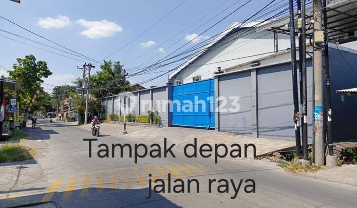 Gudang di Karangroto Raya Genuk Semarang Bisa Loading Dock