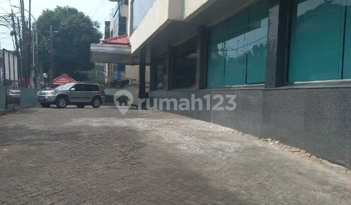 Dijual Cepat Gedung Kantor di Kebayoran Baru Jl Wijaya Strategis