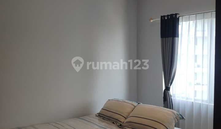Sewa Apartemen Sudirman Park 2 Bedroom Lantai Tengah Furnished