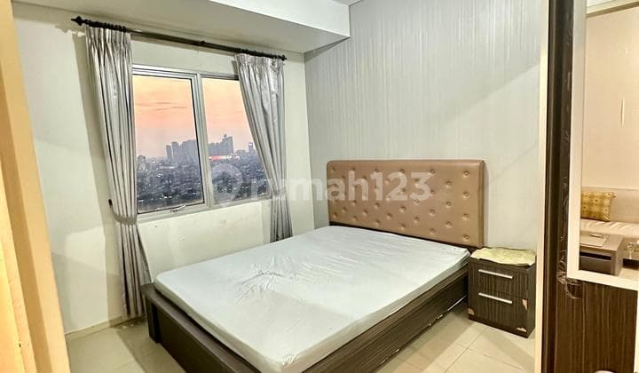 Sewa Apartemen Cosmo Terrace 1 Bedroom Furnished Bagus