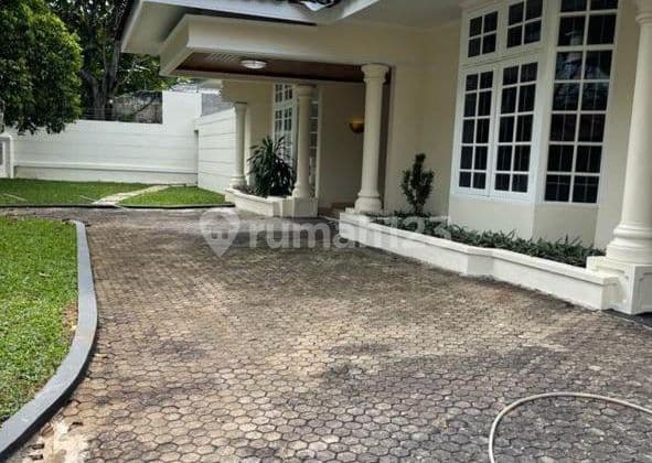Dijual Rumah di Patra Kuningan Lokasi Tenang Cocok untuk Hunian