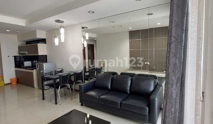 Sewa Apartemen Thamrin Residence 2 Bedroom Furnished Bagus