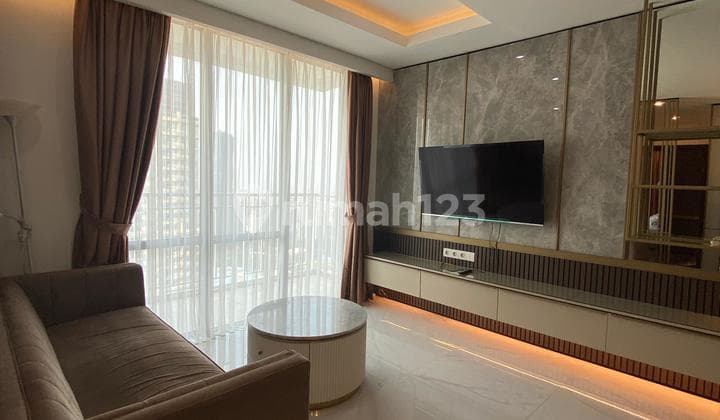 For Rent: Apartment in Kuningan City, 2 Bedrooms, Middle Floor
