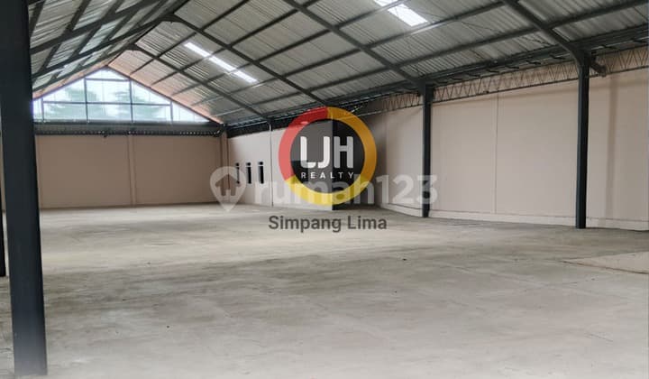 Gudang Bagus di Jalan Raya Ungaran Cangkiran Mijen, Semarang