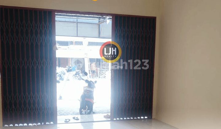 Ruko Ramai Area Parang Barong, Cocok Investor