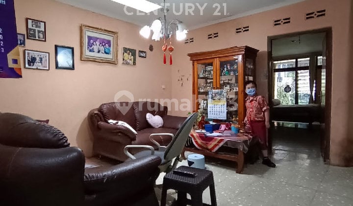 Jual Rumah Siap Huni Dekat Alun-Alun Bandung