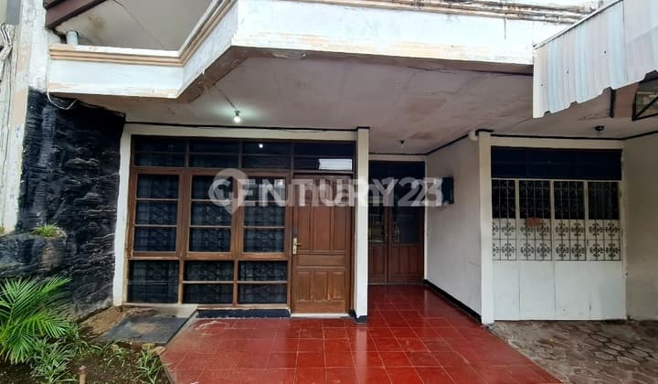 Rumah Hitung Tanah Pusat Kota di Kembar Baru Bandung