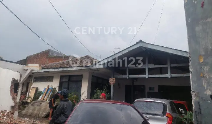 Tanah Komersial Bonus Kontrakan Lokasi Strategis di Dago Kota Ba