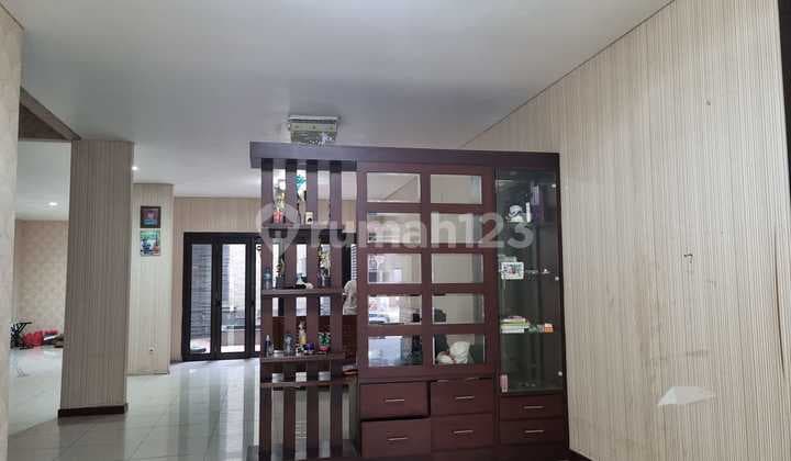 Dijual. Rumah di Cluster terbaik di Harapan Indah. ASIA TROPIS