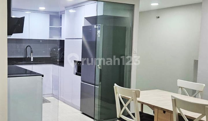 Disewa 125Jt Pertahun, Taman Anggrek Condominium Fully Furnished 3 Bedroom, Low Floor