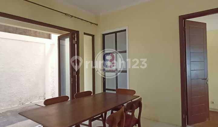 Rumah Bagus Di Discovery Bintaro Jaya Sektor 9 Tangerang Selatan