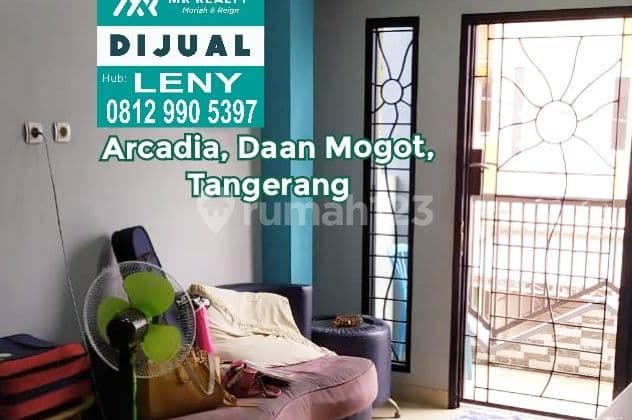 RUMAH BAGUS SIAP HUNI 2 LANTAI DI KOMPLEK ARCADIA, DAAN MOGOT KM 21, TANGERANG