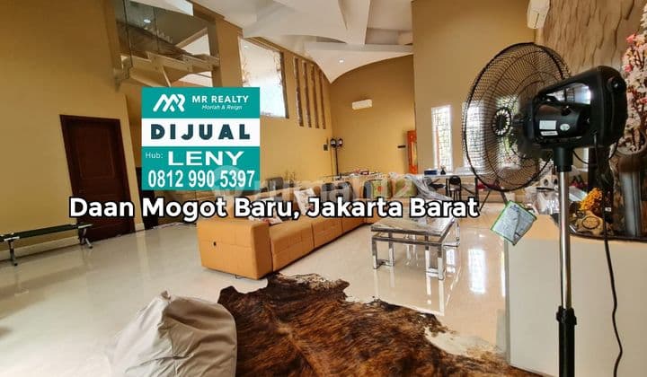 RUMAH BAGUS FURNISHED DI KOMPLEK DAAN MOGOT BARU, CLUSTER JIMBARAN, JAKARTA BARAT