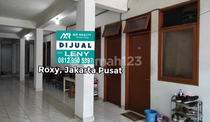 RUKO GANDENG TIGA DI ROXY, JAKARTA PUSAT
