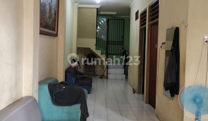 Murah...Rumah Siap Huni di Roxy, Jakarta Pusat