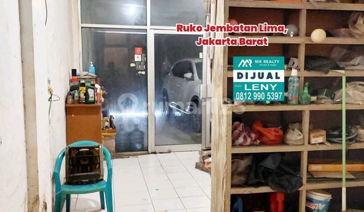 Cheap.. For Sale 3.5-Storey Shop House in Jembatan Indah, Central Jakarta, Suitable for Offices, Garment Business